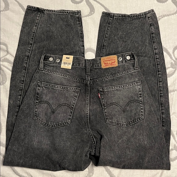 NWT Levi’s Cinch Barrel Jeans - Picture 8 of 12